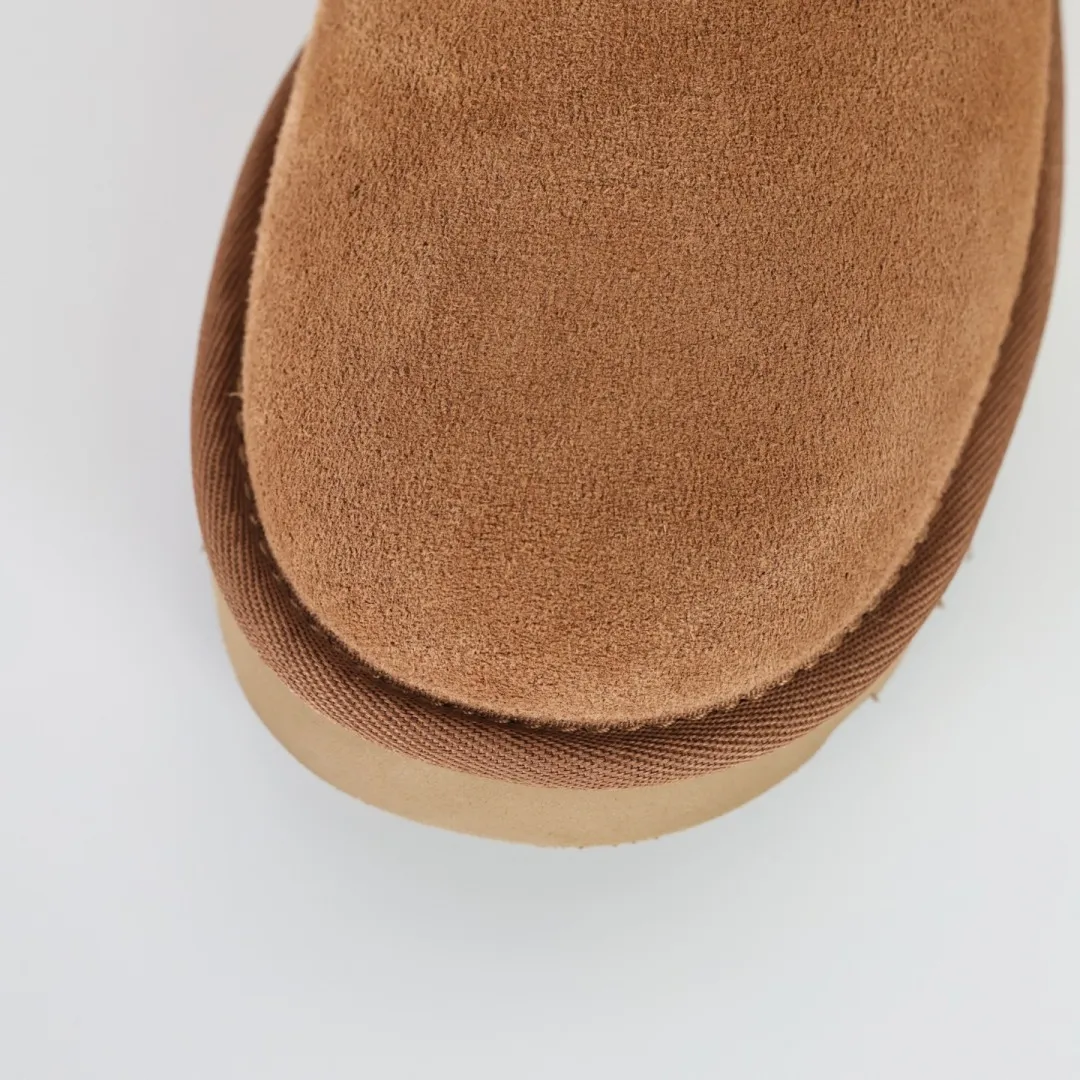Copywriting price 💰600 The core recommendation is good price. The platform’s foreign trade is exclusively for UGG Classic women’s snow boots 1174496. Produced by the ten-year-old brand shoemaking factory production line. Pay attention to every detail. Longfeng A-grade genuine sheep fur is integrated. It is built in full compliance with the ZP process. Size: 35 36 37 38 39 40